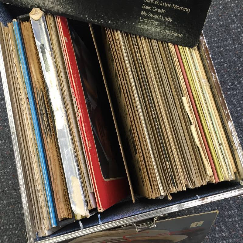 Large lot of vintage records a lot of Sinatra and many more Great vintage artist, includes Gray Storage box