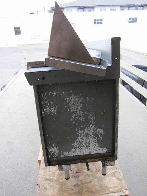 lot 9 image: Work Table with Plate Storage