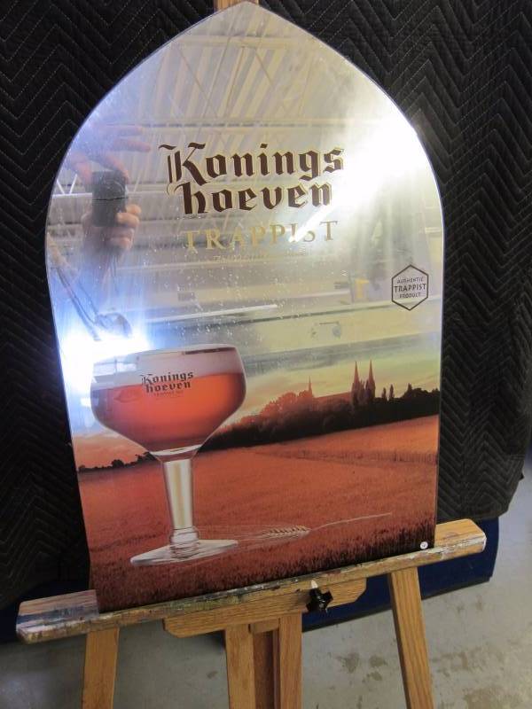 lot 23 image: Konings Hoeven Beer Sign