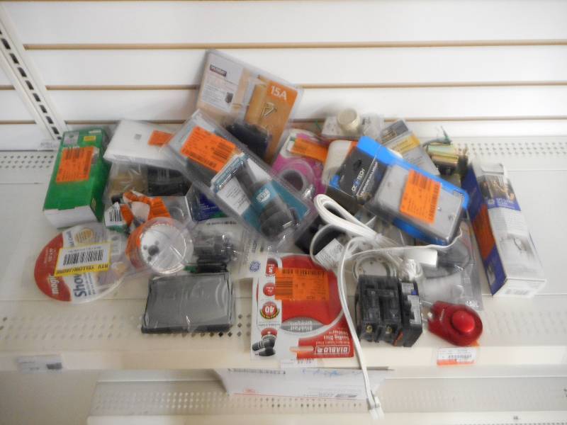 PLUMBING ELECTRICAL HANDYMAN LOT OF GOODIES
