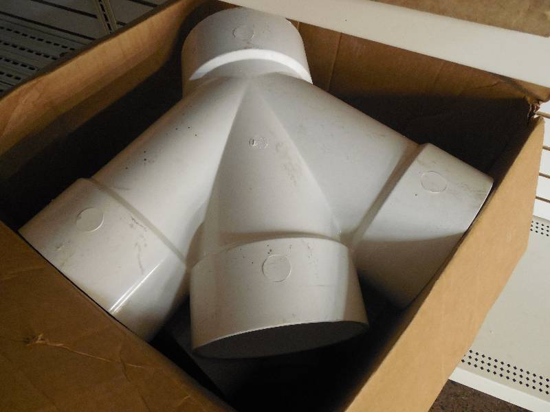 (3) 8 INCH Y-PIPES