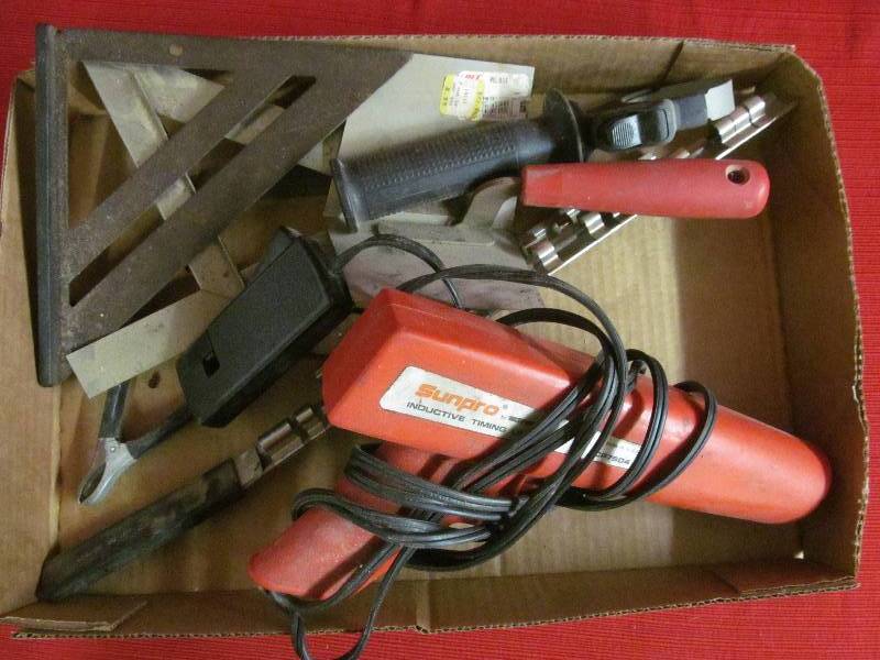 lot 33 image: Tools