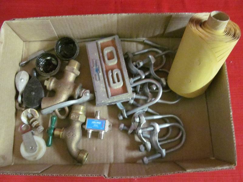 lot 37 image: Hardware