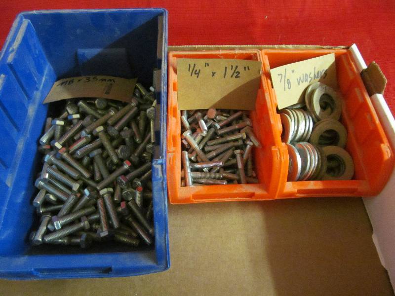 lot 41 image: Bolts