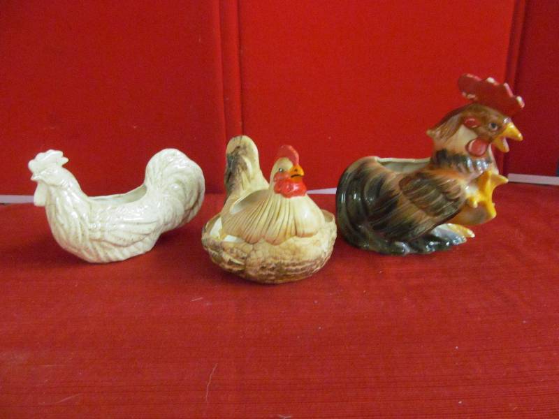 lot 47 image: Chicken Planters