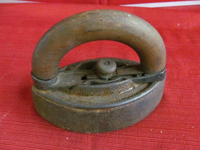 lot 57 image: Iron