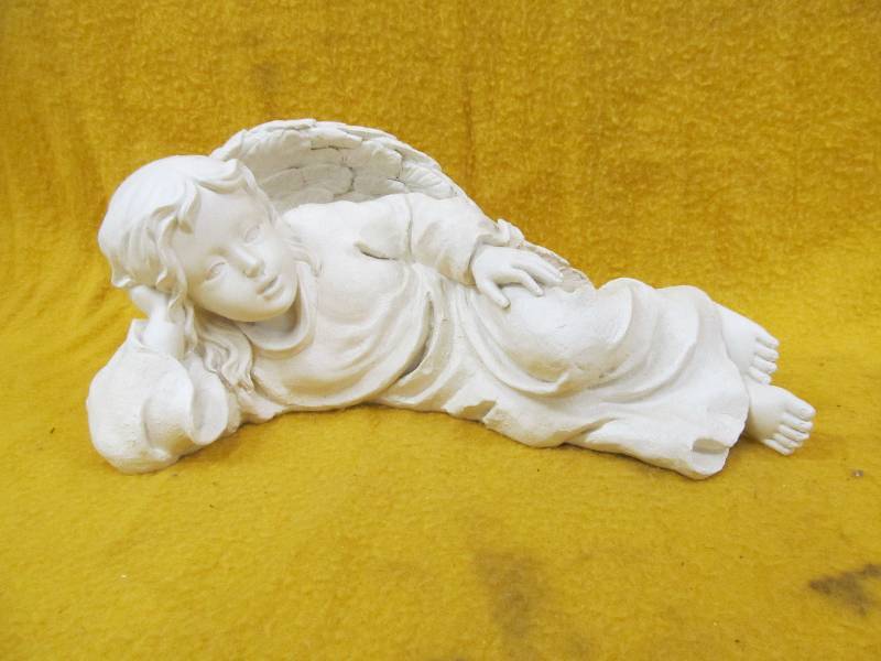 lot 170 image: Figurine