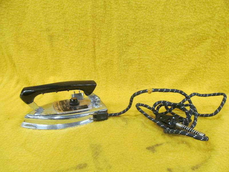 lot 175 image: Iron
