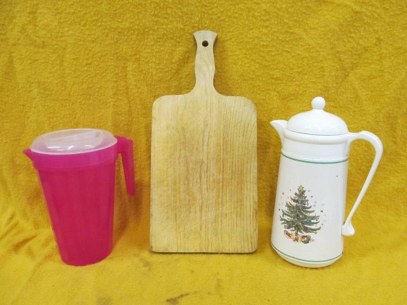 lot 181 image: Pitcher