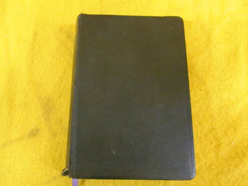 lot 184 image: Bible