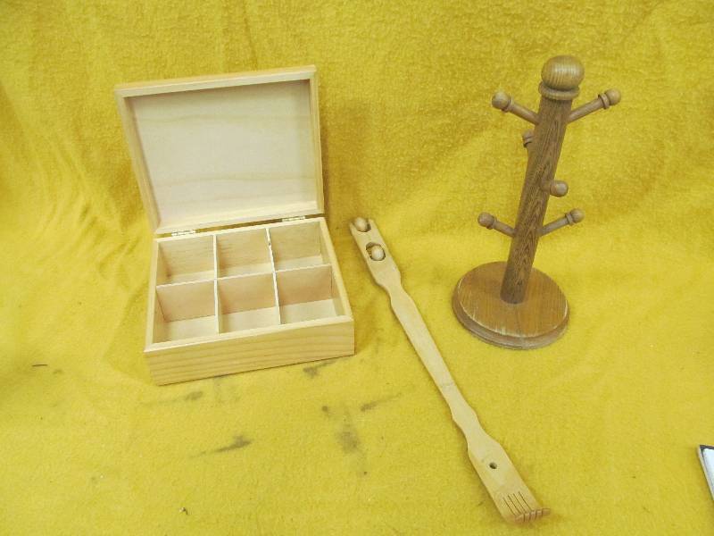 lot 192 image: Box