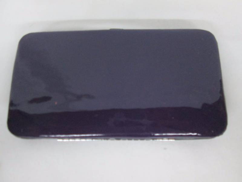 lot 63 image: Slim Purple Wallet