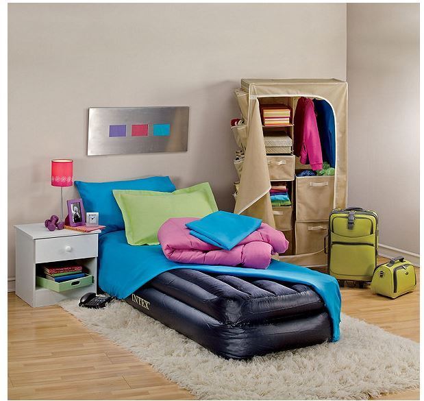 lot 81 image: Intex Twin Pillow-Rest Airbed