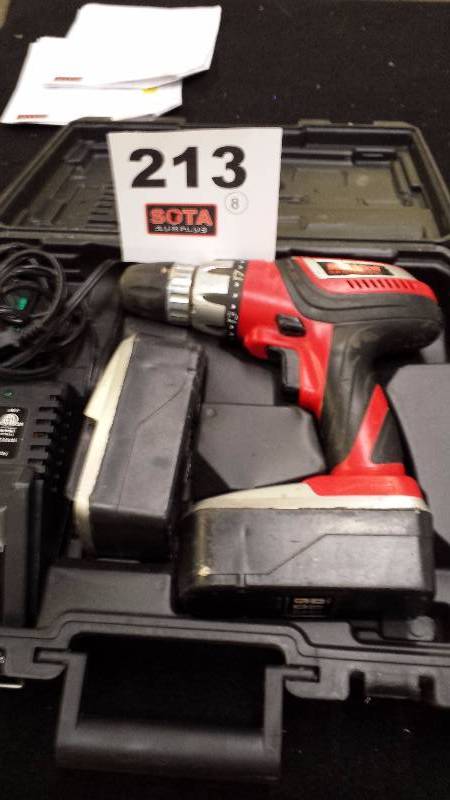 lot 213 image: Master Craft 19.2V Cordless Drill