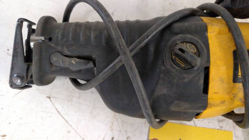Dewalt DW311 Reciprocating Saw, Wor...