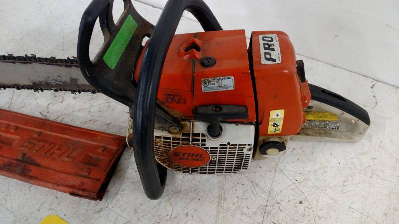 Stihl MS360 18 Chainsaw, Has Compr...
