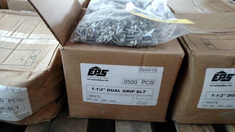 Approx. 30000 1 12 White Screws...