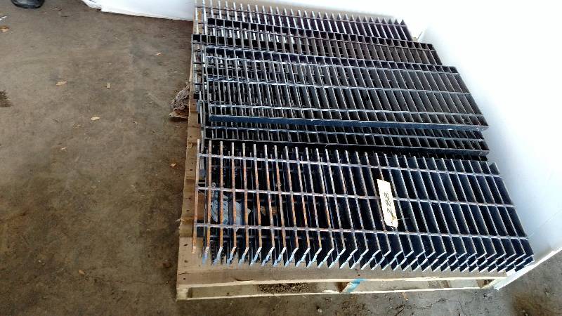 (20) pcs. Asstd Floor Grating, 12...