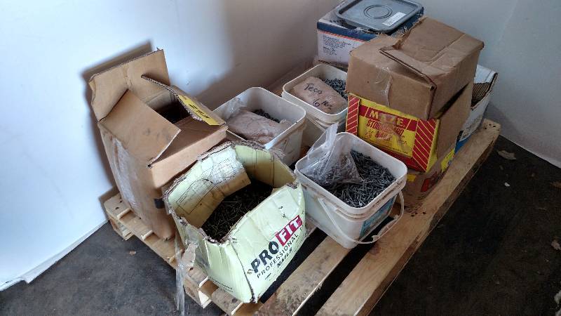 Asstd Teco & Roofing Nails...