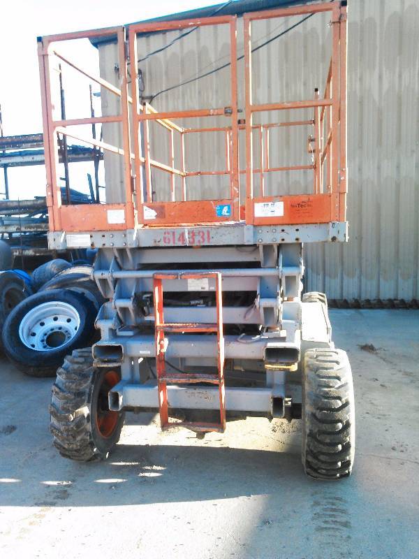 Sky Jack Scissor Lift