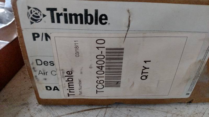 lot 424 image: Trimble Tru-Count Air Clutch 4-Row ...