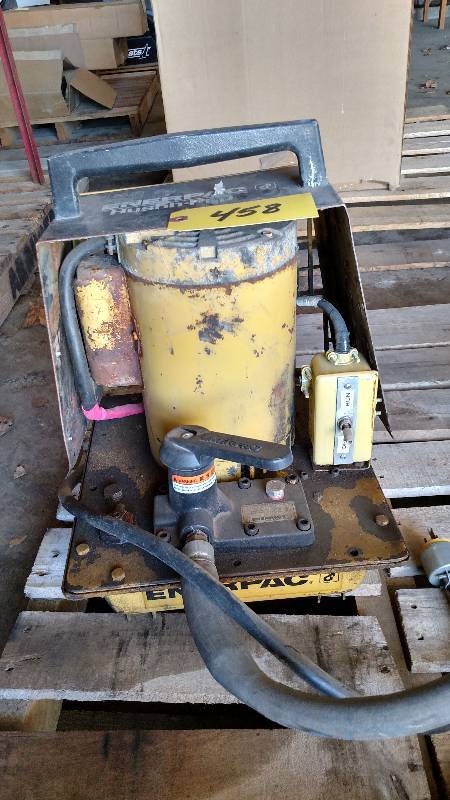 lot 458 image: Enerpac Hushh-Pup Hose Crimper, Nee...
