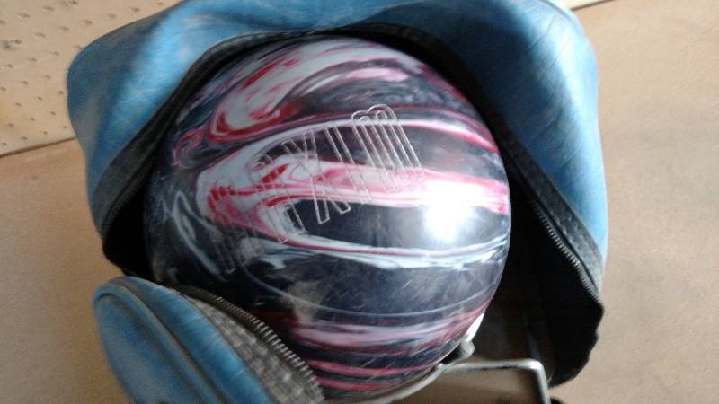 lot 463 image: Bowling Ball...