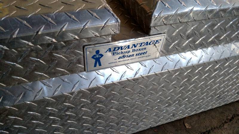 lot 466 image: Adrian Advantage Aluminum Truck Too...
