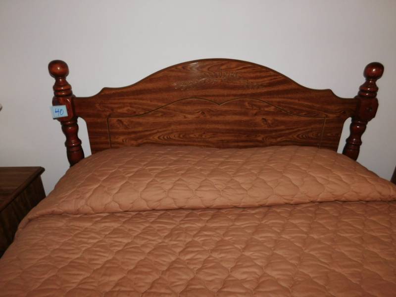 lot 40 image: vintage Queen size wood headboard & bed frame