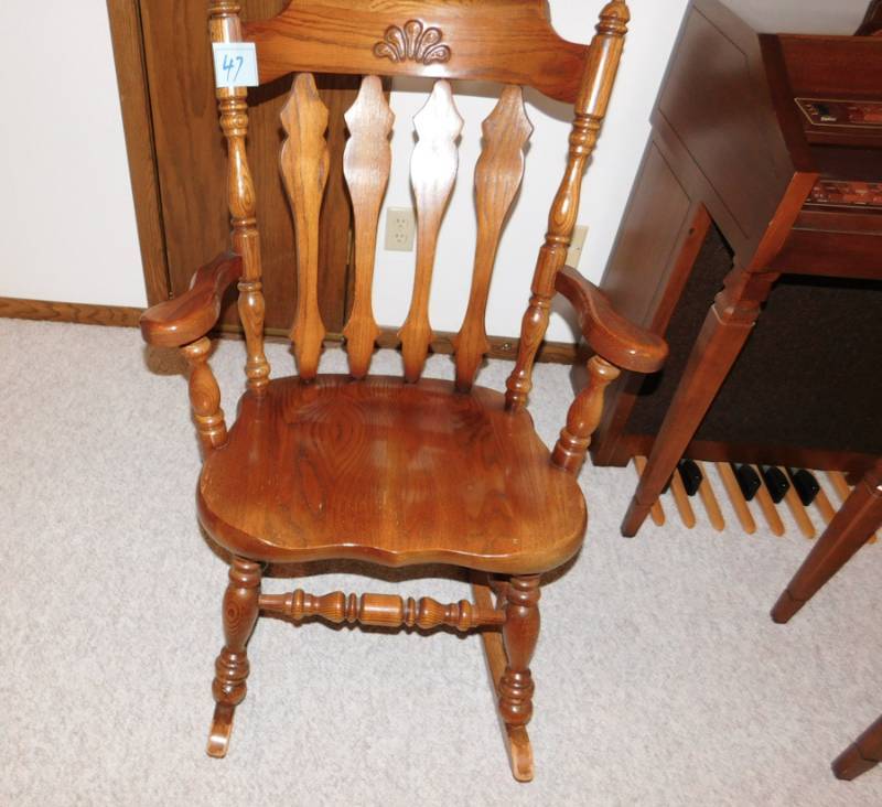 lot 47 image: very nice solid wood rocking chair strong sturdy  light use