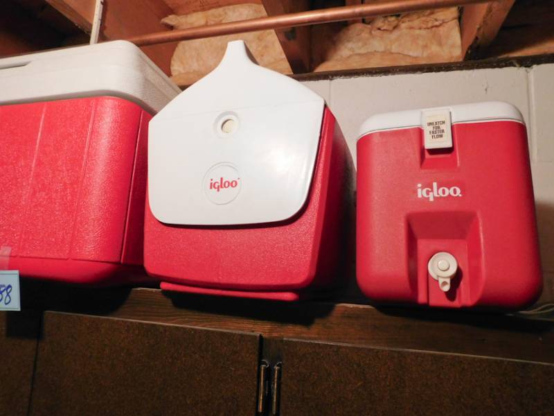 lot 188 image: 3 Igloo Coolers