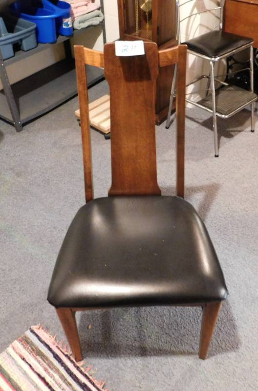 lot 211 image: mid century modern chair nice walnut chair black seat