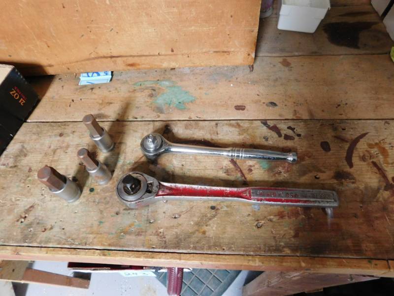 lot 227 image: 34 drive craftsman ratchet and hex sockets smaller ratchet also