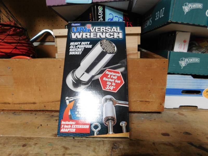 lot 248 image: NIB universal wrench just in time for Christmas