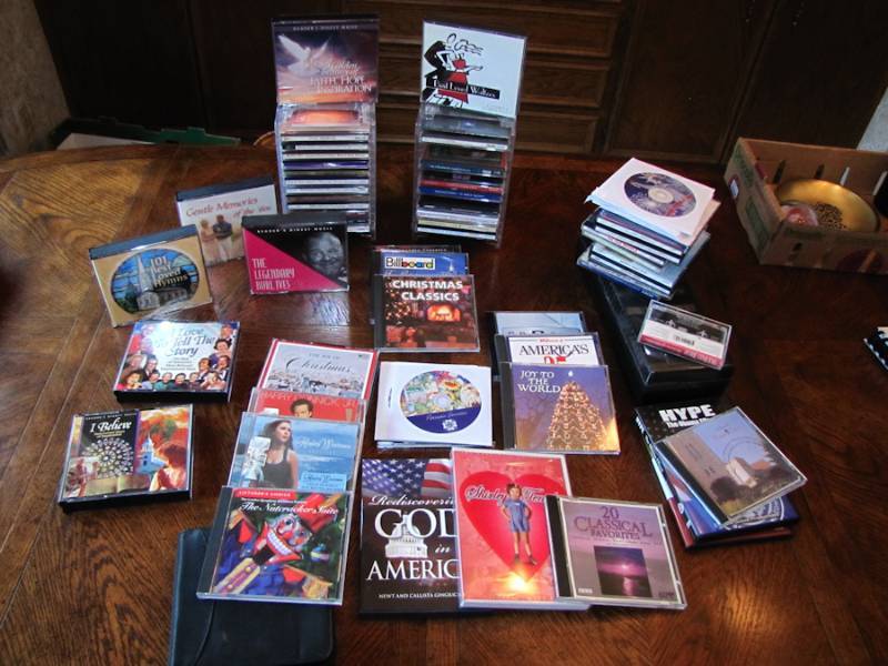 lot 56 image: large lot of CDs