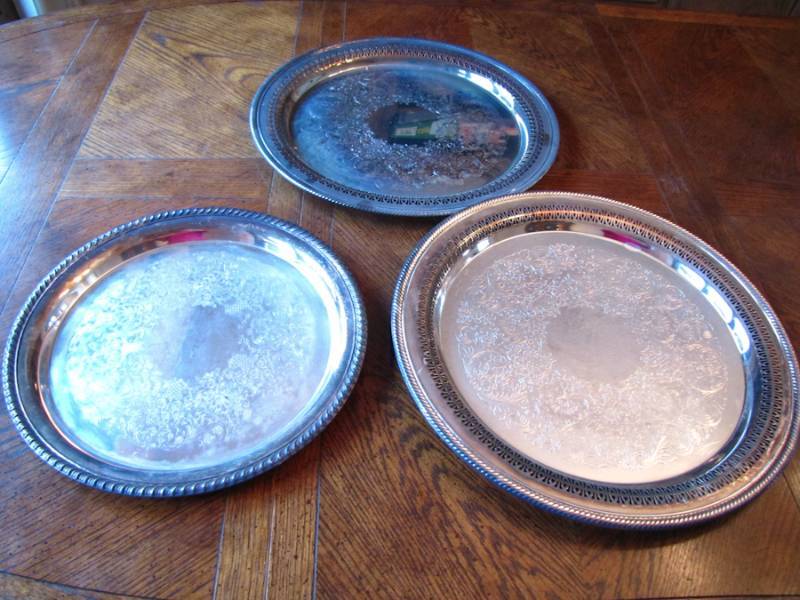 lot 59 image: three silverplate serving trays