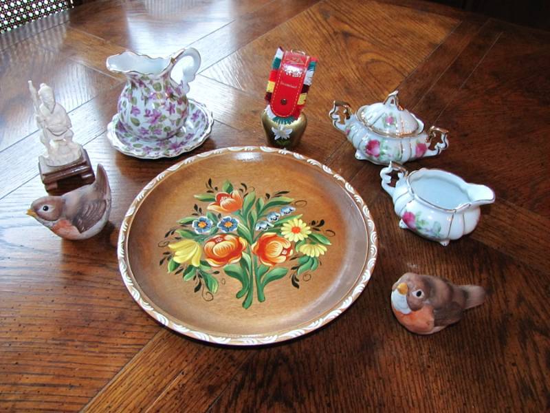 lot 100 image: vintage home decor items...china, figurines & more