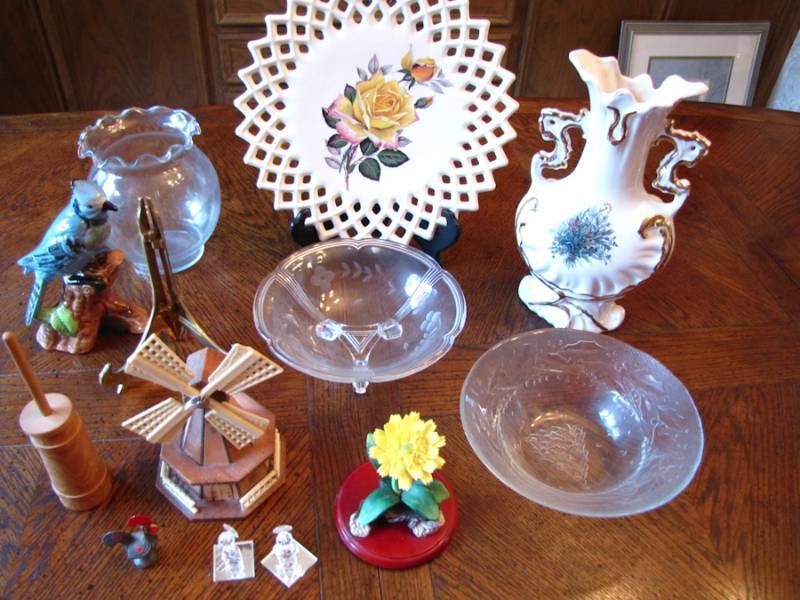 lot 122 image: misc lot of decorative items please see photos