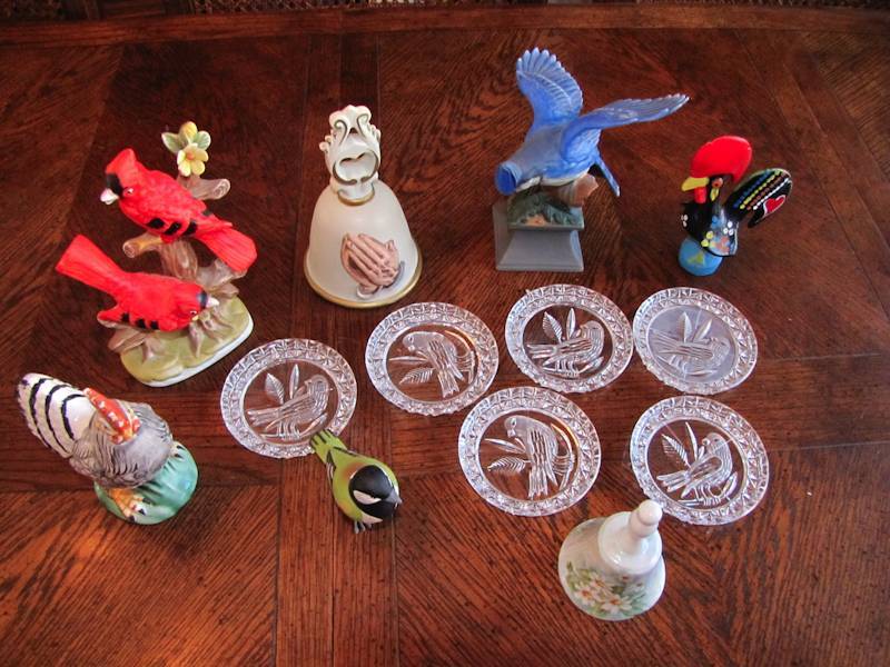 lot 83 image: bird lot plates ceramic birds bells roosters and more