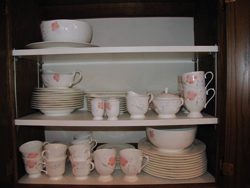lot 153 image: nice set of Mikasa fine bone china please see all the photos