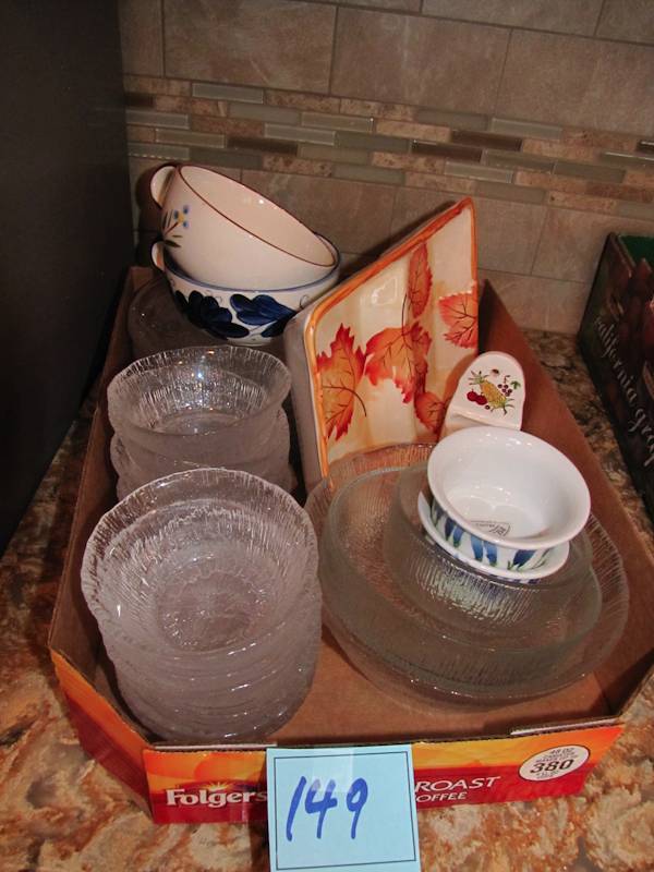 lot 149 image: salad bowl set and salad bowls and other serving items please see photos