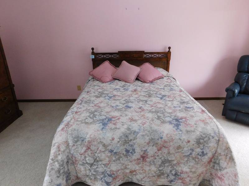 lot 16 image: vintage Queen size Headboard & frame