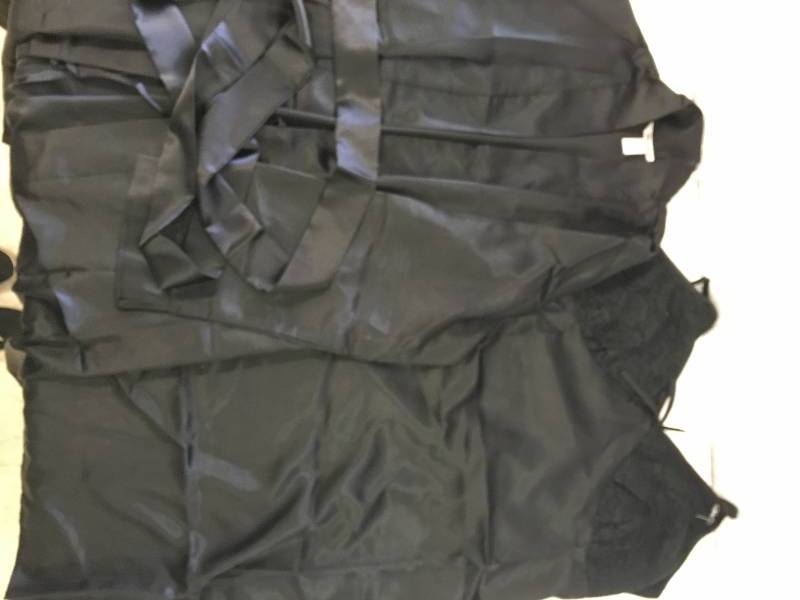 Winlar Misses Satin Robe and Gown Set L