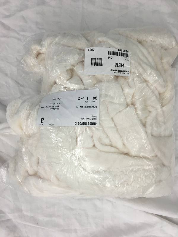MLD Plush Robe -Ivory