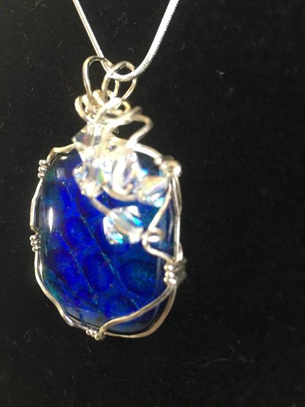 Dichroic Cabochon Pendant 3