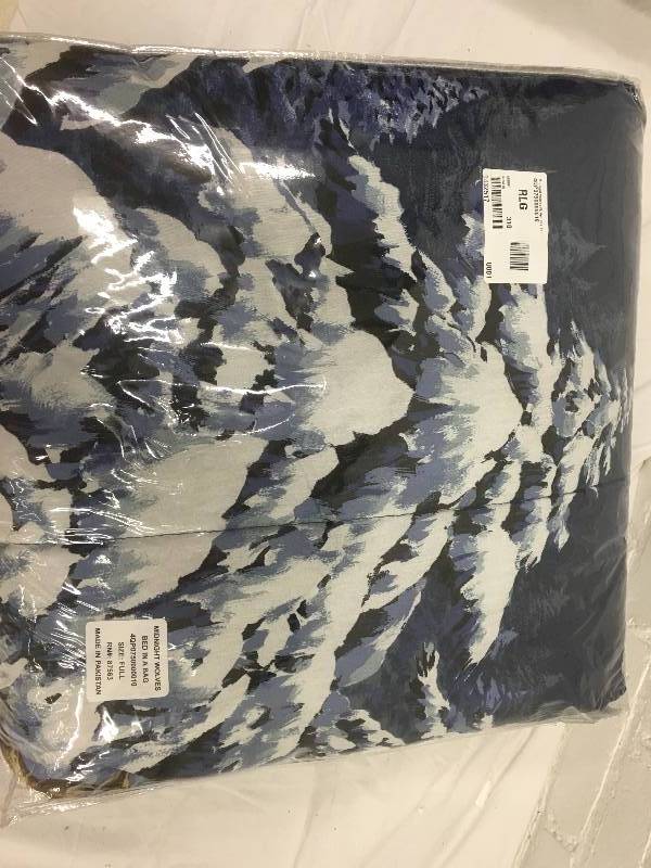 Midnight Wolves Bed Set size full