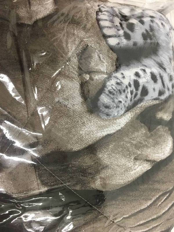 Snow Leopard Bed Set - Twin