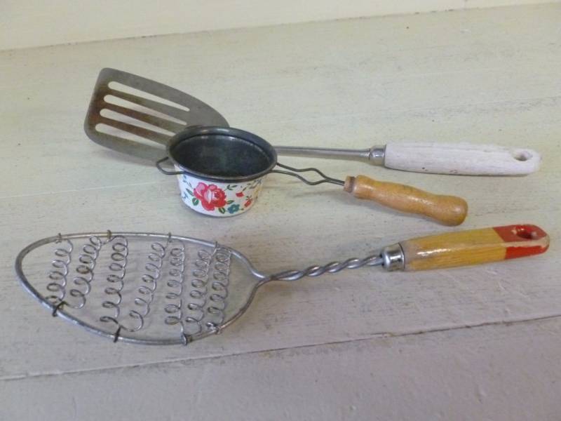 Vintage Kitchen Utensils