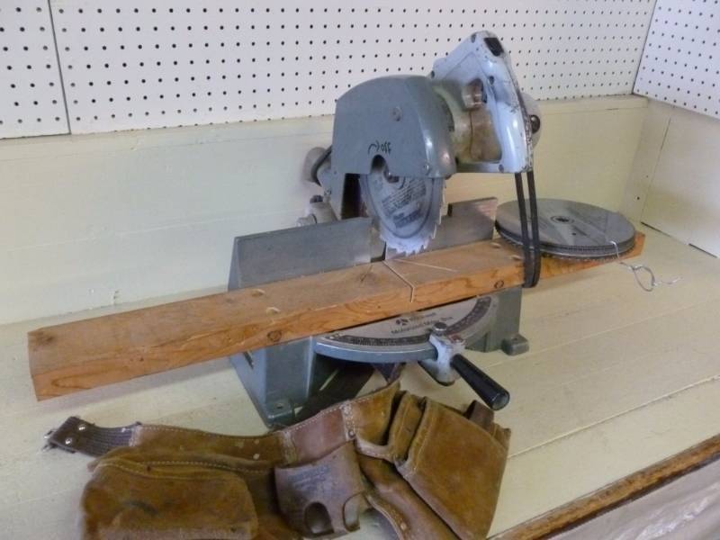 Rockwell Miter Saw