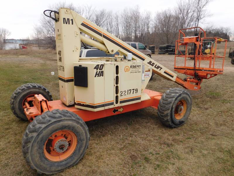 1997 JLG 40HA  4 Wheel Drive Manlift